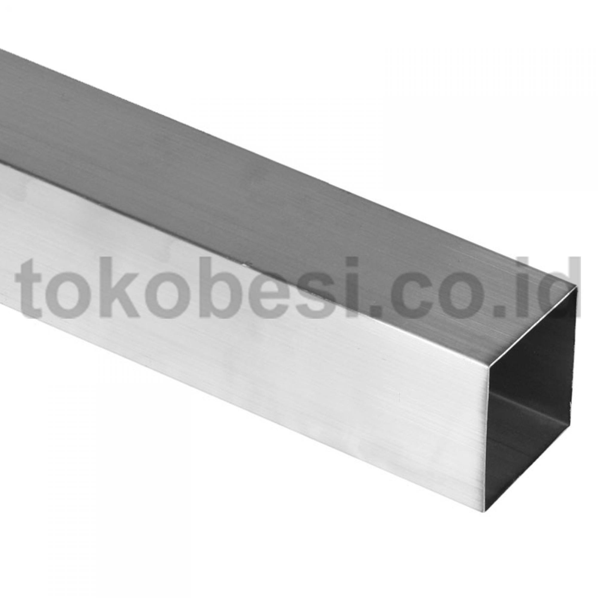 Pipa Kotak 201 HL Ø 40 x 40 x ≠ 0.8 x 6000 mm